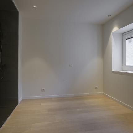 Aanpalende badkamer zorgt voor hotelsfeer