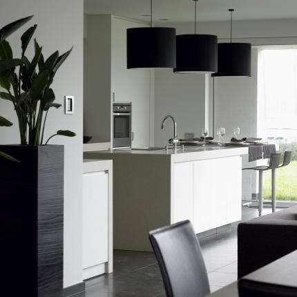 Interieur ruime koppelwoning met open leefkeuken