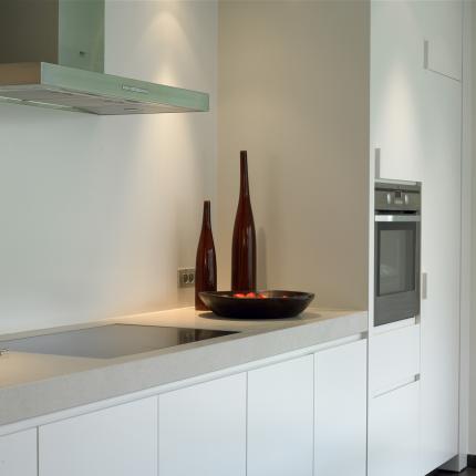 Interieur ruime koppelwoning met open leefkeuken