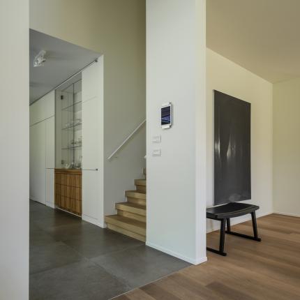 Overgang tussen keramische vloer en parket