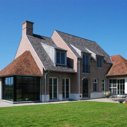 Achtergevel villa in landellijke stijl