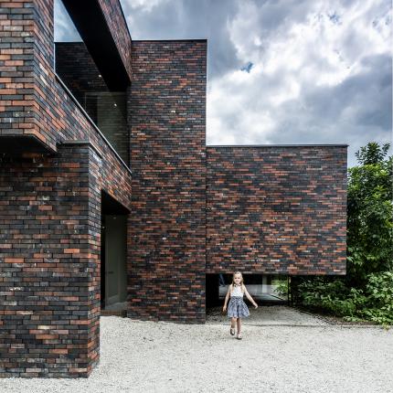 Architectuur eigenzinnige, strakke villa