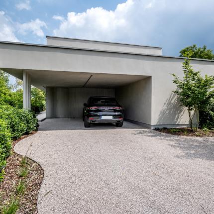 Multibat strakke villa in het groen