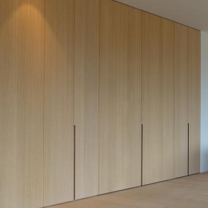Uitgepuurde details in het interieur