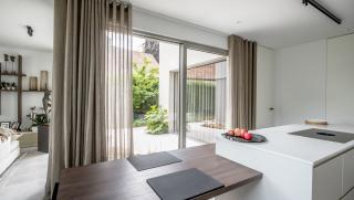 binnenstroomt binnenstroomt